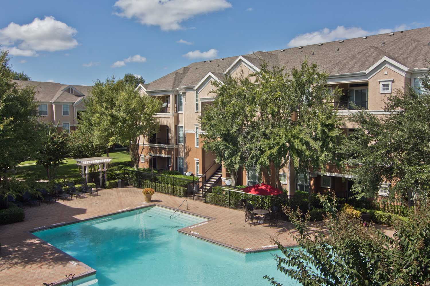 Amenities Cascade at Fountain Lake